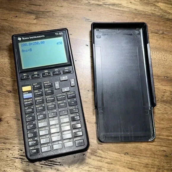 TEXAS INSTRUMENTS Ti85 Graphing Calculator in Black •WORKS!• Includes Cover! - Picture 2 of 16